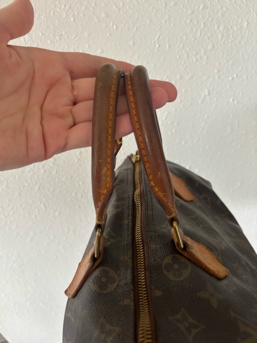 Louis Vuitton Brown Monogram Canvas Handbag with Tan Trim - Picture 10 of 10